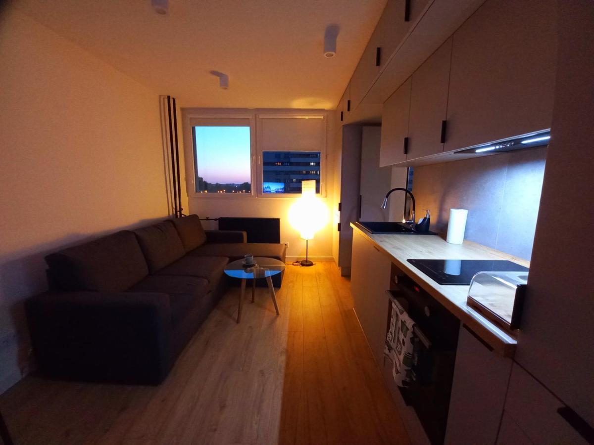 Neoapartments Lotnicza Wrocław Eksteriør bilde